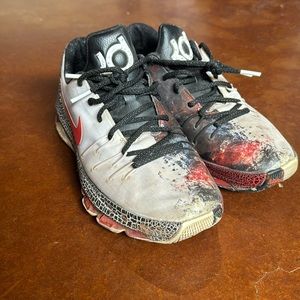Nike KD Basketball Shoes Size 6.5 Men’s, 8 Women’s